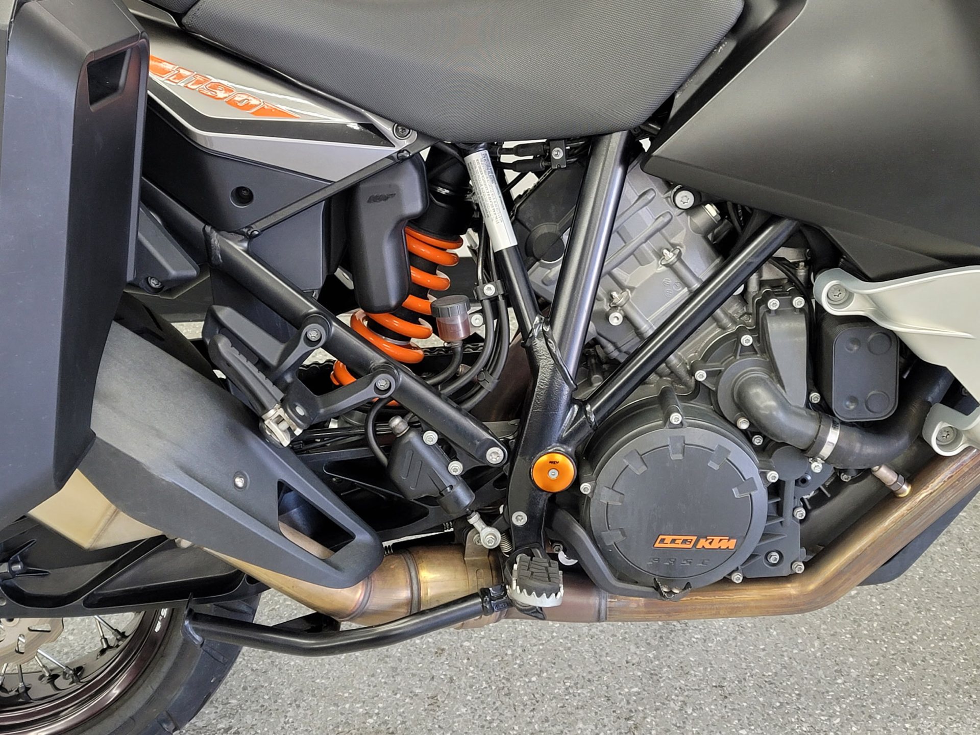 2015 KTM 1190 Adventure in Lake Havasu City, Arizona - Photo 17