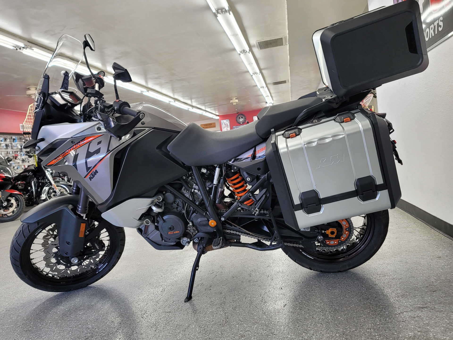 2015 KTM 1190 Adventure in Lake Havasu City, Arizona - Photo 10